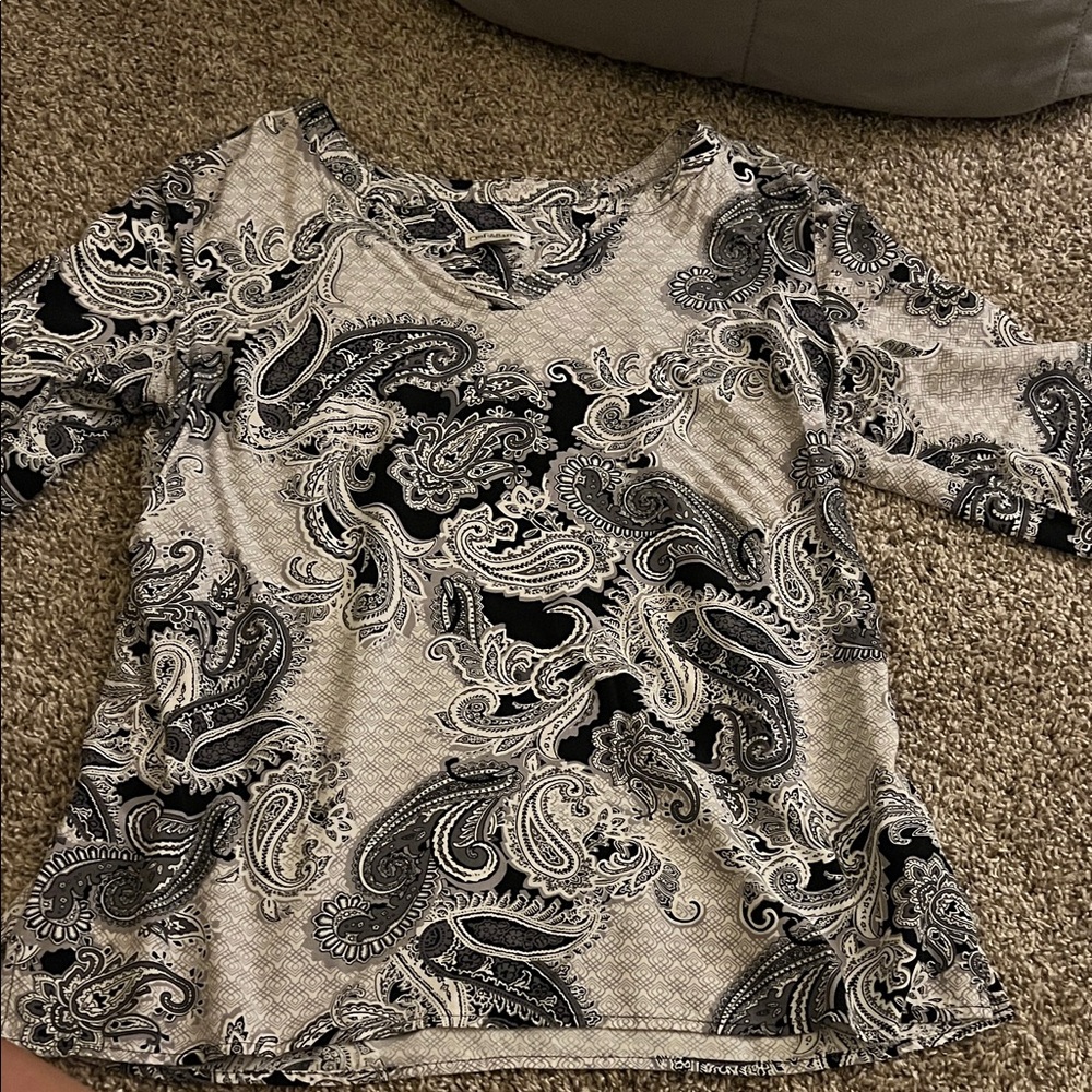 Croft & Barrow Paisley Women's Blouse - Black and Cream